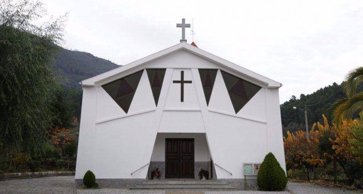 Igreja de Vale de Amoreira