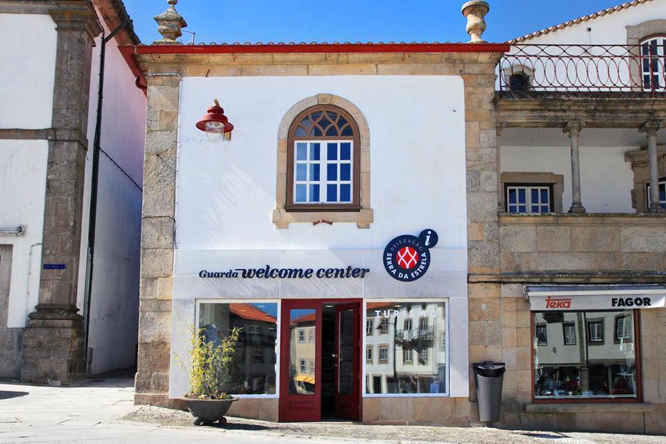 https://www.facebook.com/MunicipiodaGuarda/posts/926100450749502
