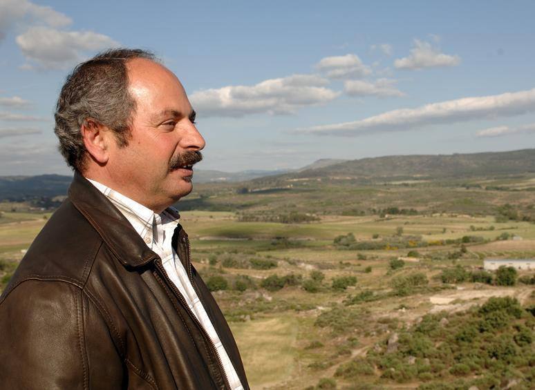 http://www.revistadevinhos.pt/artigos/show.aspx?seccao=noticias&artigo=1329&title=cvr-da-beira-interior-ja-tem-novo-presidente&idioma=pt