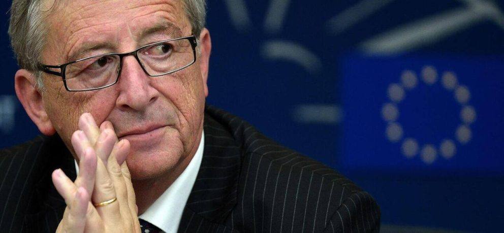 http://www.thestar.com/news/the_world_daily/2014/07/it_is_official__jean_claude_juncker_gets_european_union_top_job.html
