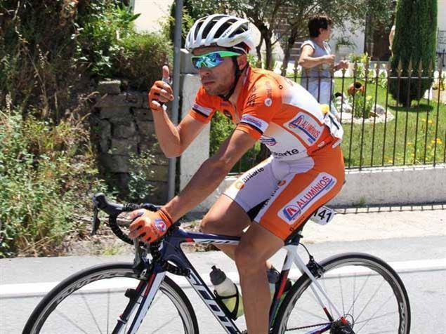 http://www.record.xl.pt/modalidades/ciclismo/volta-a-portugal/2015/detalhe/bruno-silva-ja-e-o-virtual-vencedor-da-montanha-967195.html