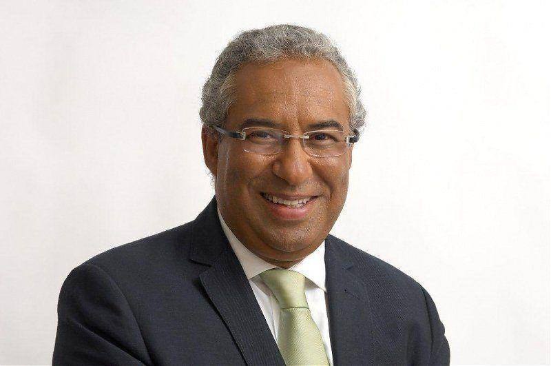 http://www.sulinformacao.pt/2014/11/socialistas-algarvios-votaram-menos-em-antonio-costa-que-a-media-nacional/