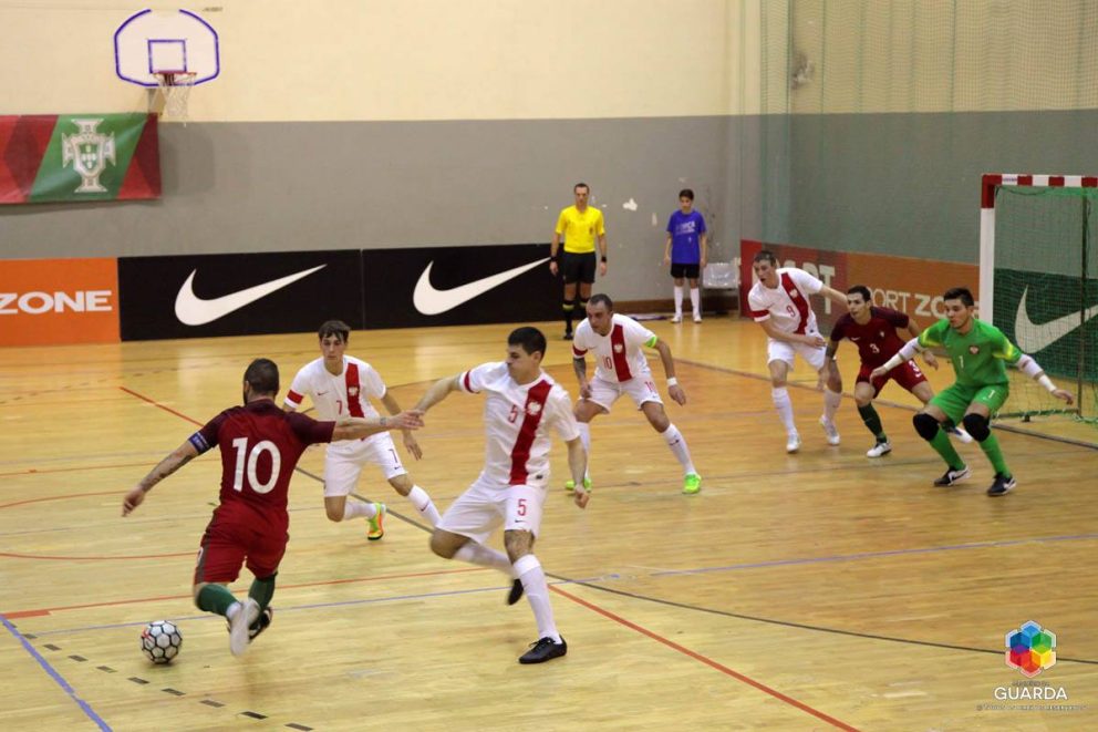 https://scontent.flis5-1.fna.fbcdn.net/t31.0-8/14902705_1597908916901982_9343277190393827_o.jpg