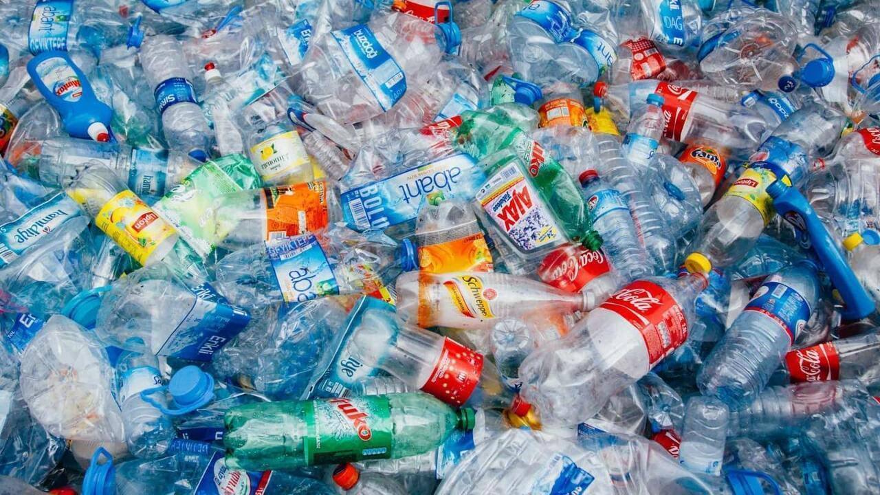 Projeto-piloto para recolha de embalagens de plástico com 23