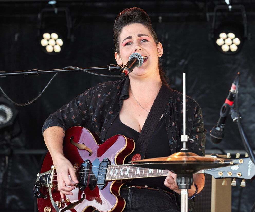 Ady One Woman Band